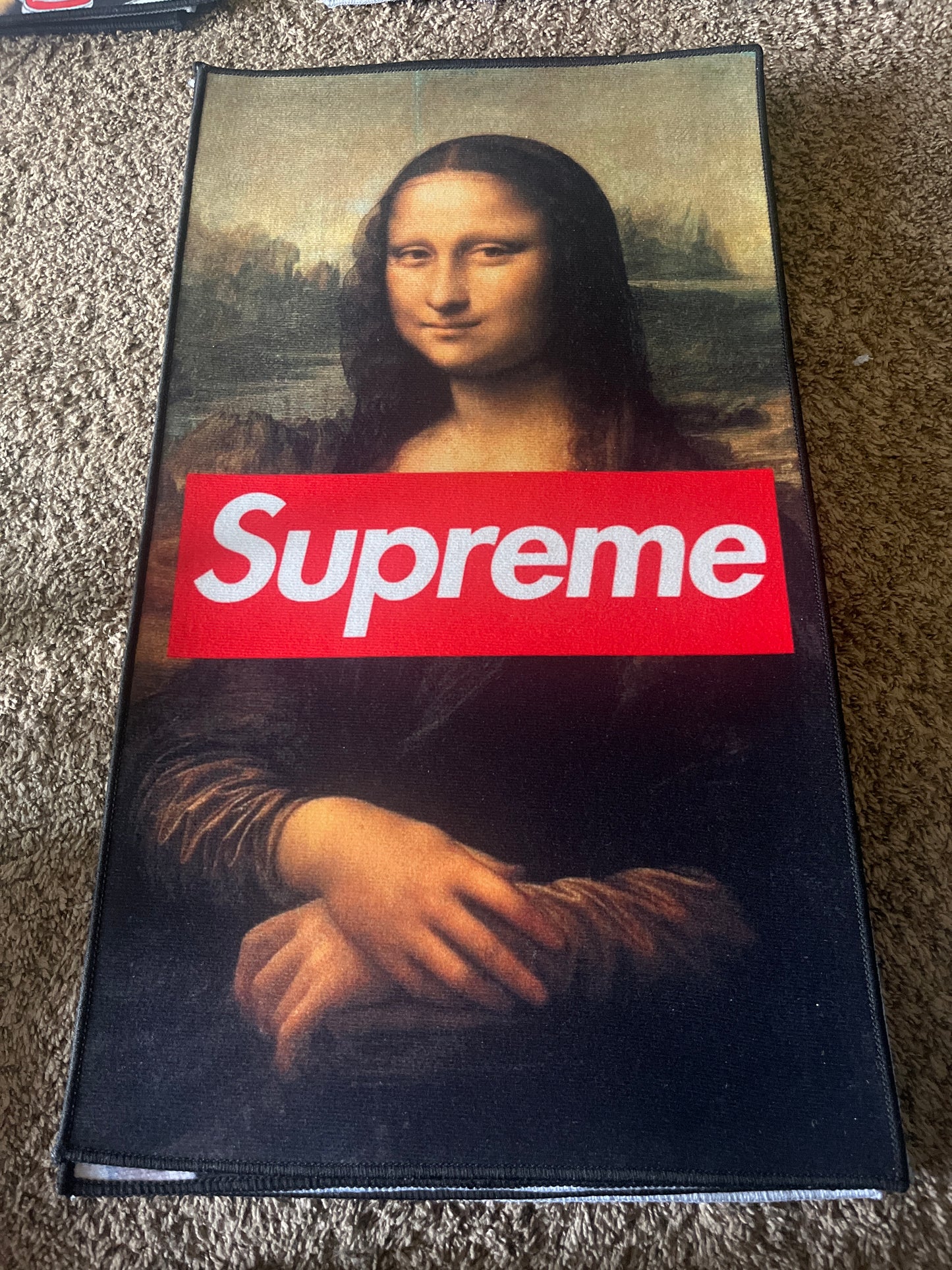 Mona Lisa rug