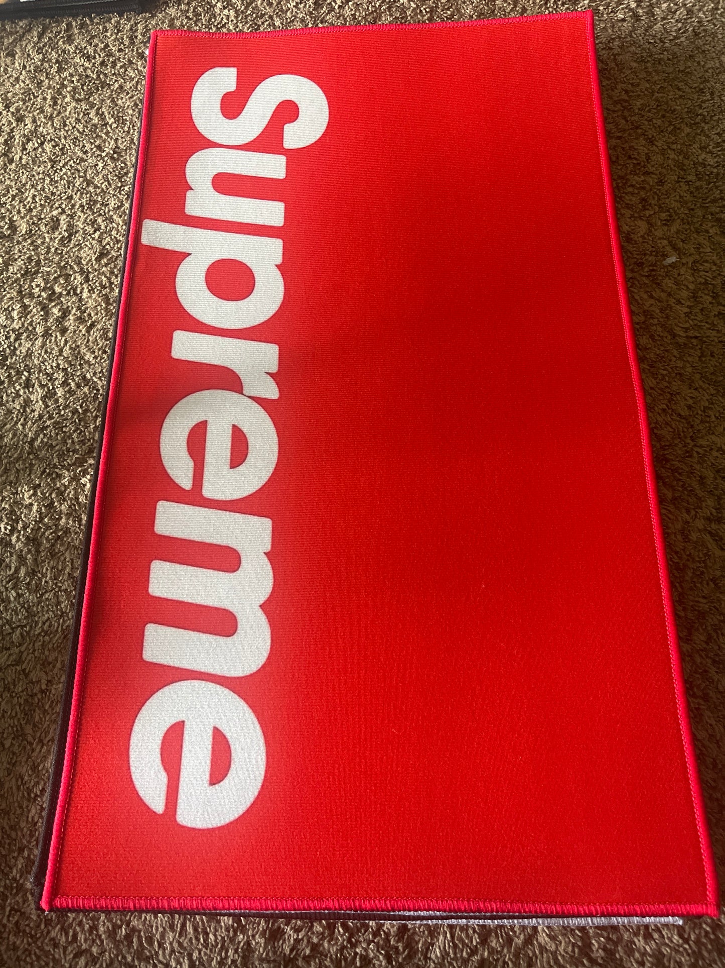 Supreme rug