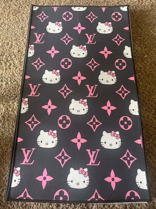 HK lv rug