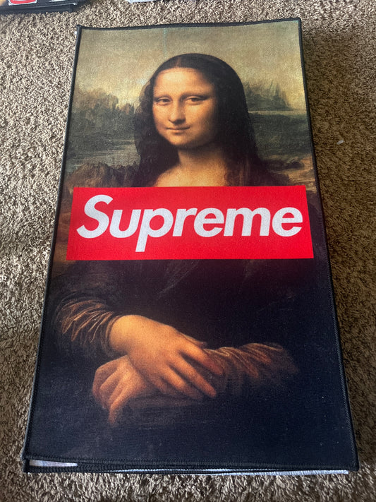 Mona Lisa rug
